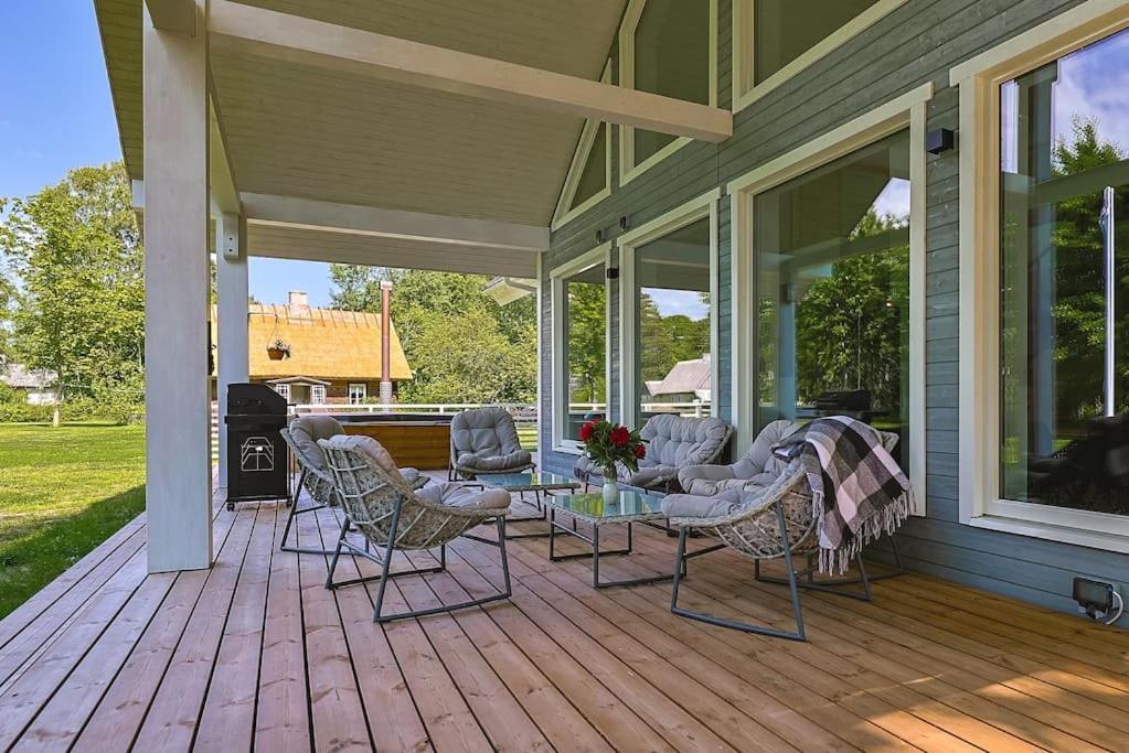 Modern Villa With Sauna & Hot Tub Hiiumaa Luaran gambar