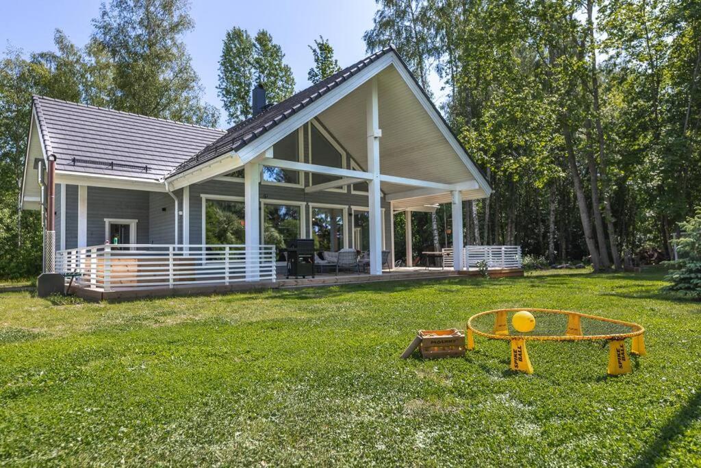 Modern Villa With Sauna & Hot Tub Hiiumaa Luaran gambar