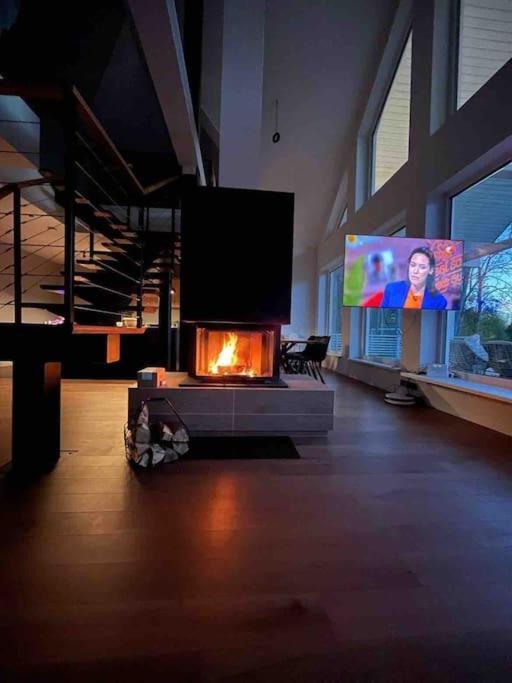 Modern Villa With Sauna & Hot Tub Hiiumaa Luaran gambar