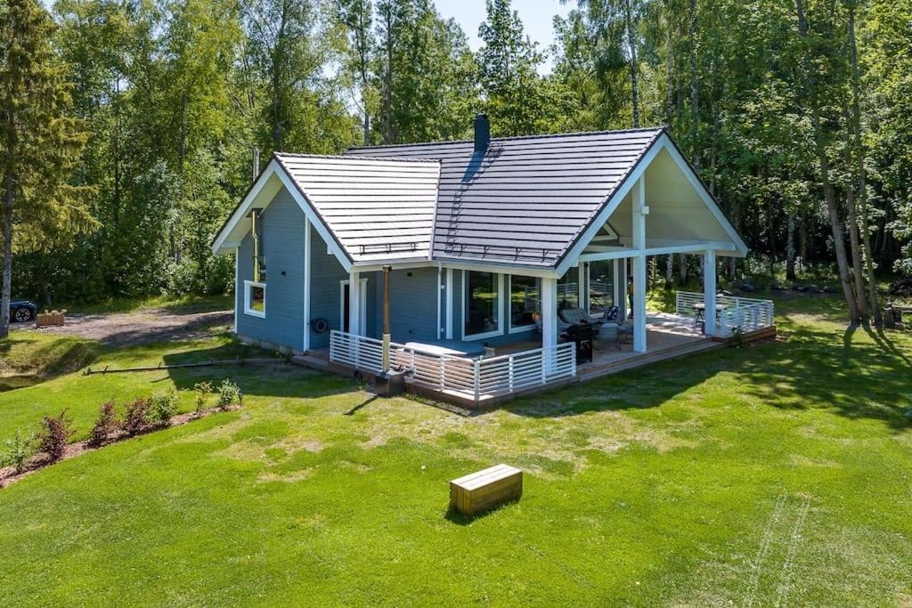 Modern Villa With Sauna & Hot Tub Hiiumaa Luaran gambar